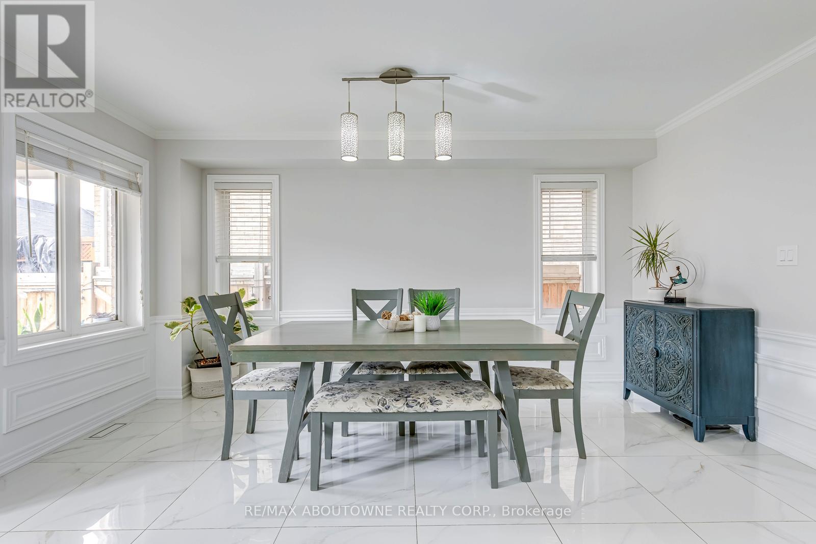 3100 Robert Brown Boulevard, Oakville, Ontario  L6M 4L7 - Photo 11 - W12465318