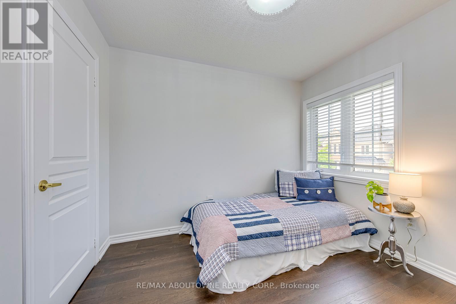 3100 Robert Brown Boulevard, Oakville, Ontario  L6M 4L7 - Photo 29 - W12465318