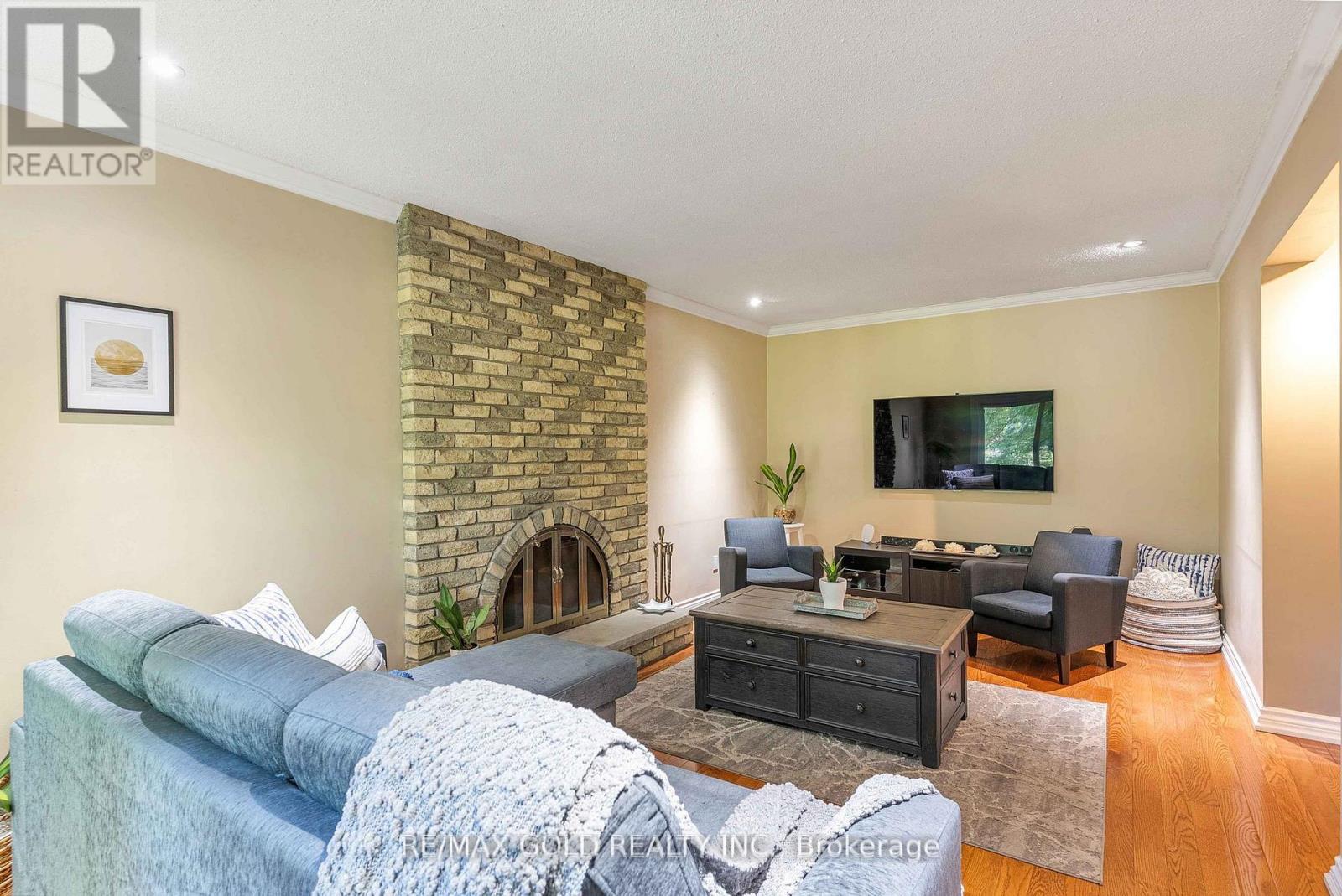 52 Palmer Circle, Caledon (Palgrave), Ontario  L7E 0A5 - Photo 18 - W12465329