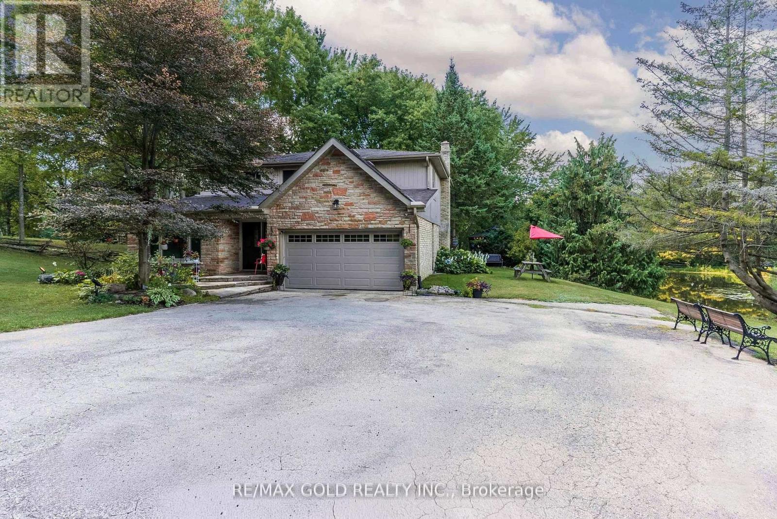 52 Palmer Circle, Caledon (Palgrave), Ontario  L7E 0A5 - Photo 3 - W12465329