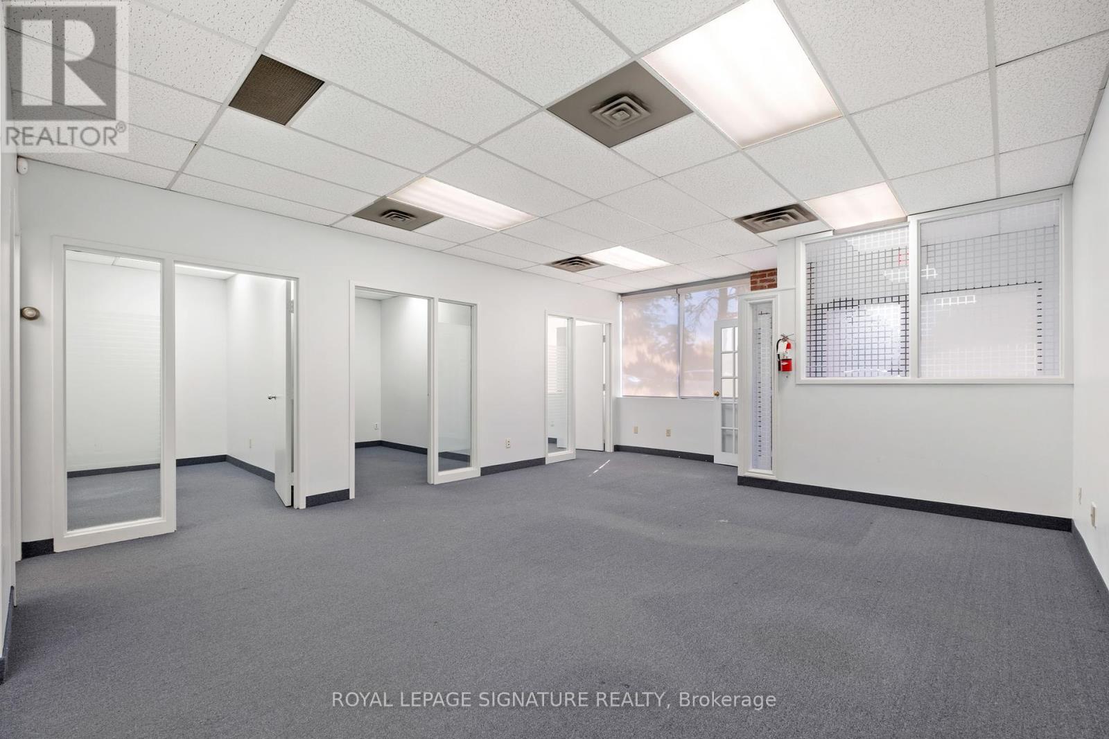 2 - 2285 Dunwin Drive, Mississauga, Ontario  L5L 3S3 - Photo 10 - W12465337