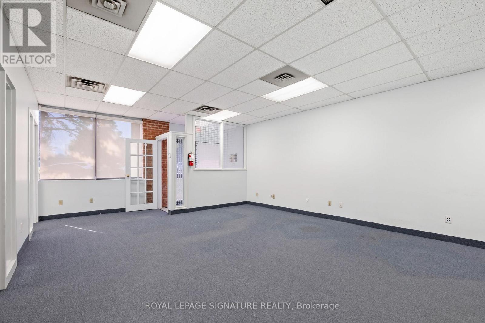 2 - 2285 Dunwin Drive, Mississauga, Ontario  L5L 3S3 - Photo 11 - W12465337