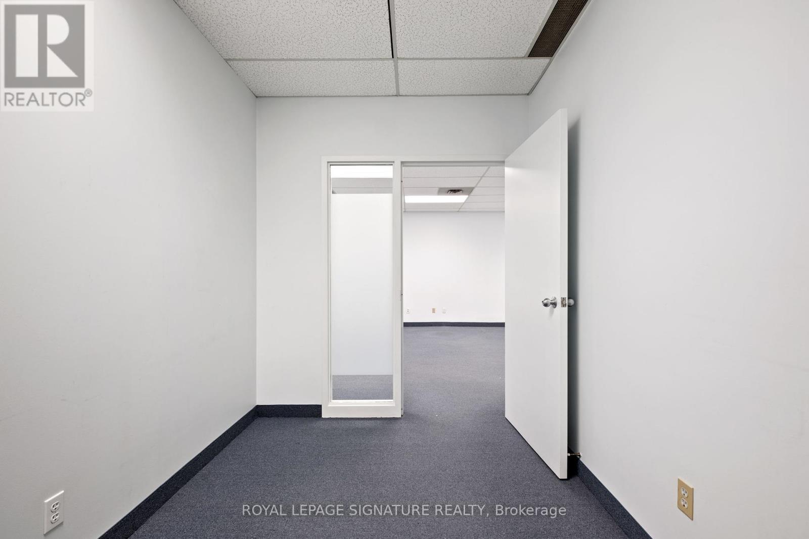 2 - 2285 Dunwin Drive, Mississauga, Ontario  L5L 3S3 - Photo 15 - W12465337