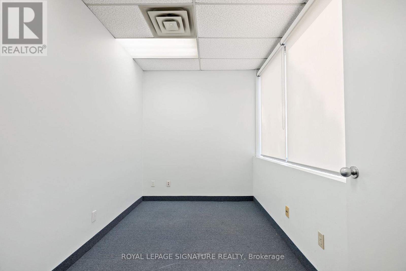 2 - 2285 Dunwin Drive, Mississauga, Ontario  L5L 3S3 - Photo 16 - W12465337