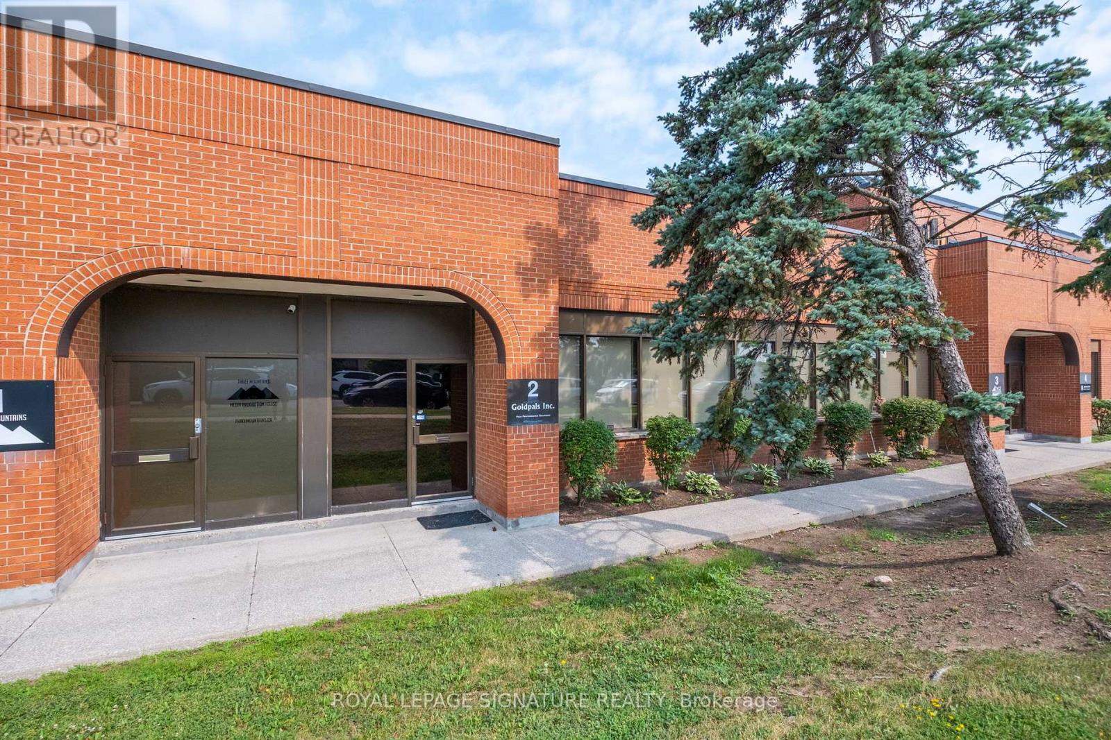 2 - 2285 Dunwin Drive, Mississauga, Ontario  L5L 3S3 - Photo 2 - W12465337