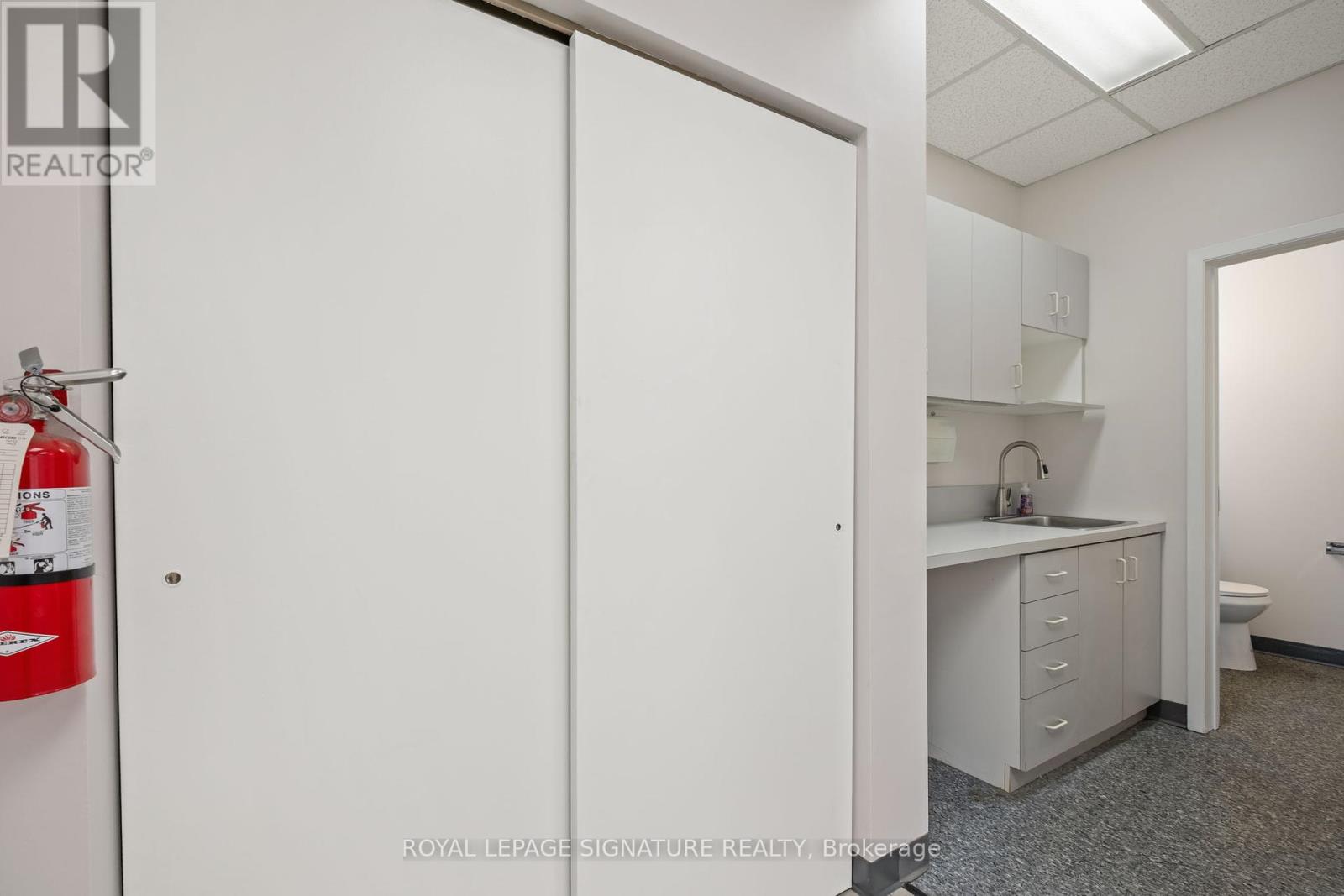 14 - 2285 Dunwin Drive, Mississauga, Ontario  L5L 3S3 - Photo 10 - W12465361