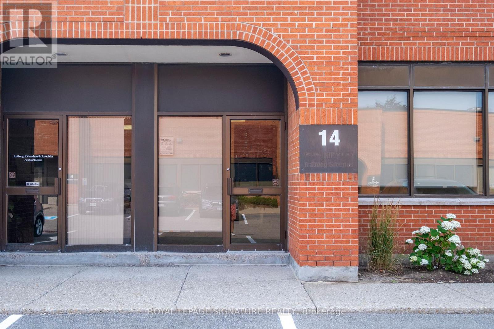 14 - 2285 Dunwin Drive, Mississauga, Ontario  L5L 3S3 - Photo 13 - W12465361