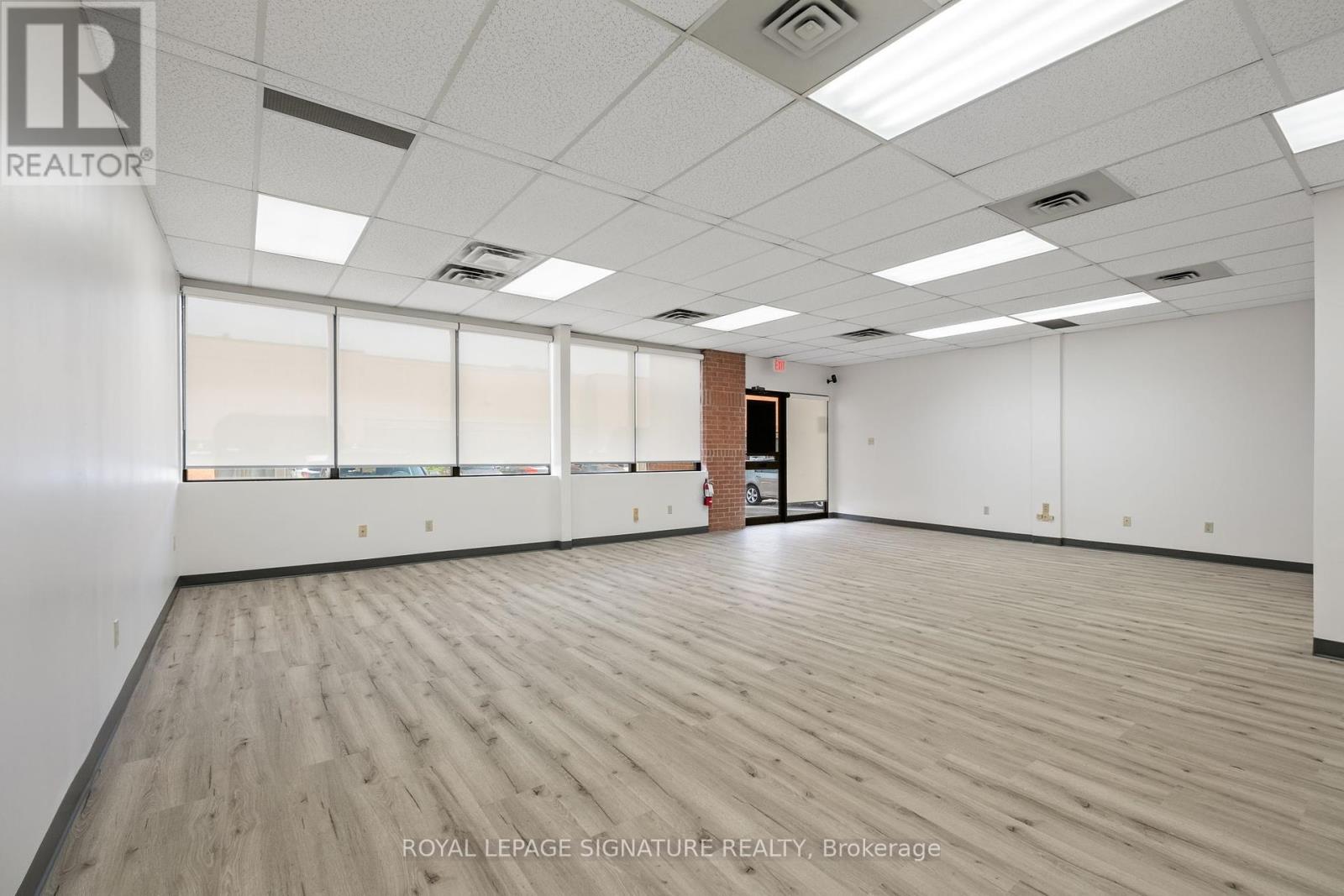 14 - 2285 Dunwin Drive, Mississauga, Ontario  L5L 3S3 - Photo 5 - W12465361