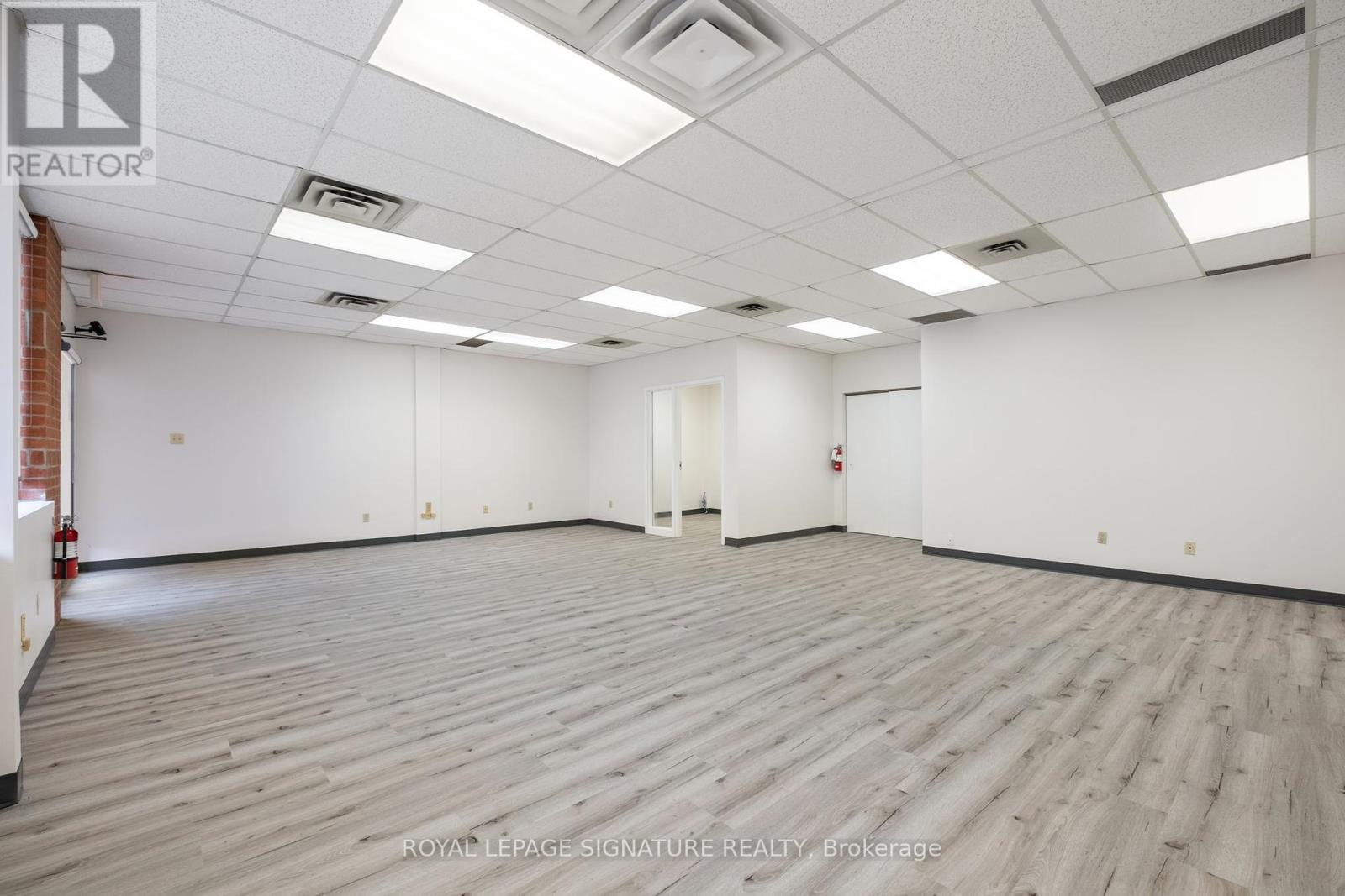 14 - 2285 Dunwin Drive, Mississauga, Ontario  L5L 3S3 - Photo 6 - W12465361