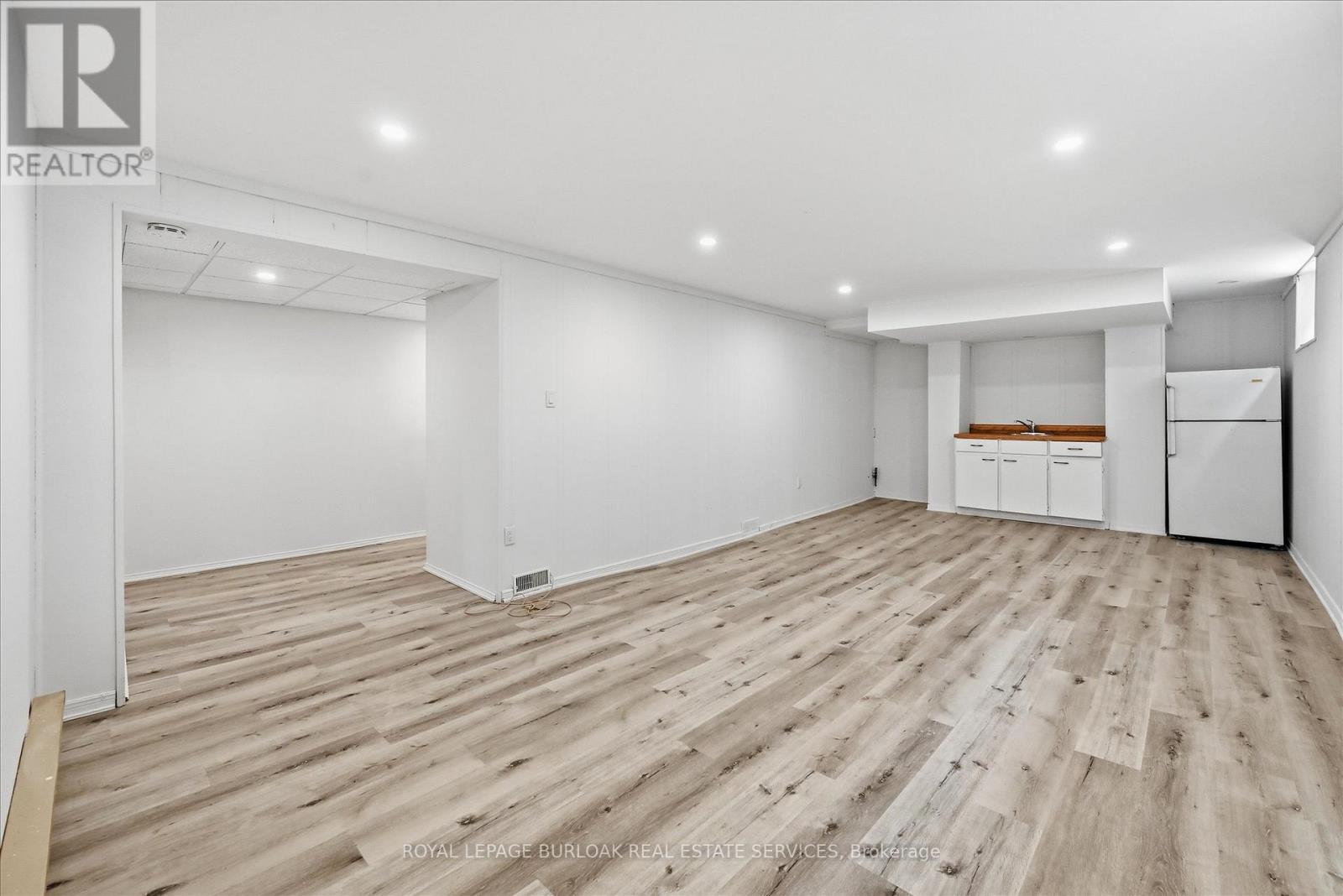 2237 Joyce Street, Burlington, Ontario  L7R 2B6 - Photo 26 - W12465363
