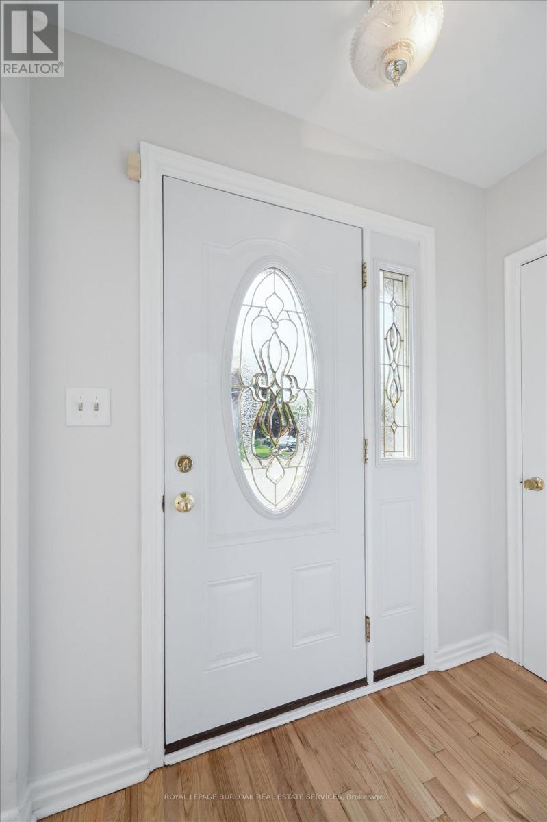 2237 Joyce Street, Burlington, Ontario  L7R 2B6 - Photo 7 - W12465363