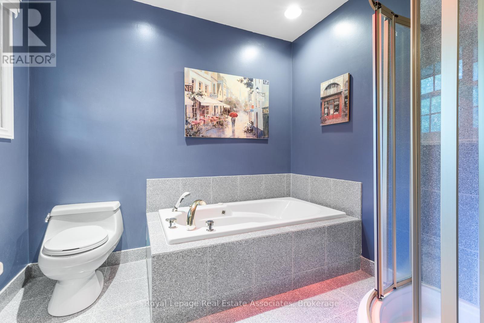 2235 Bennington Gate, Oakville, Ontario  L6J 5Z3 - Photo 20 - W12465379