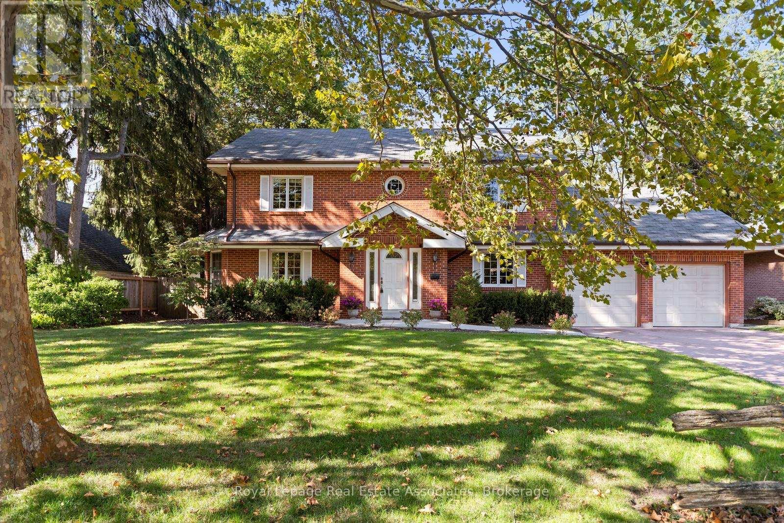 2235 Bennington Gate, Oakville, Ontario  L6J 5Z3 - Photo 37 - W12465379