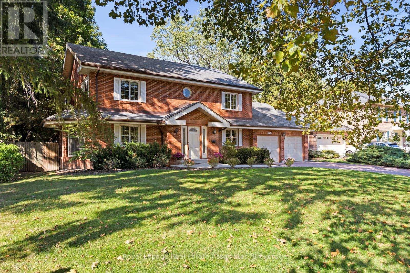 2235 Bennington Gate, Oakville, Ontario  L6J 5Z3 - Photo 38 - W12465379