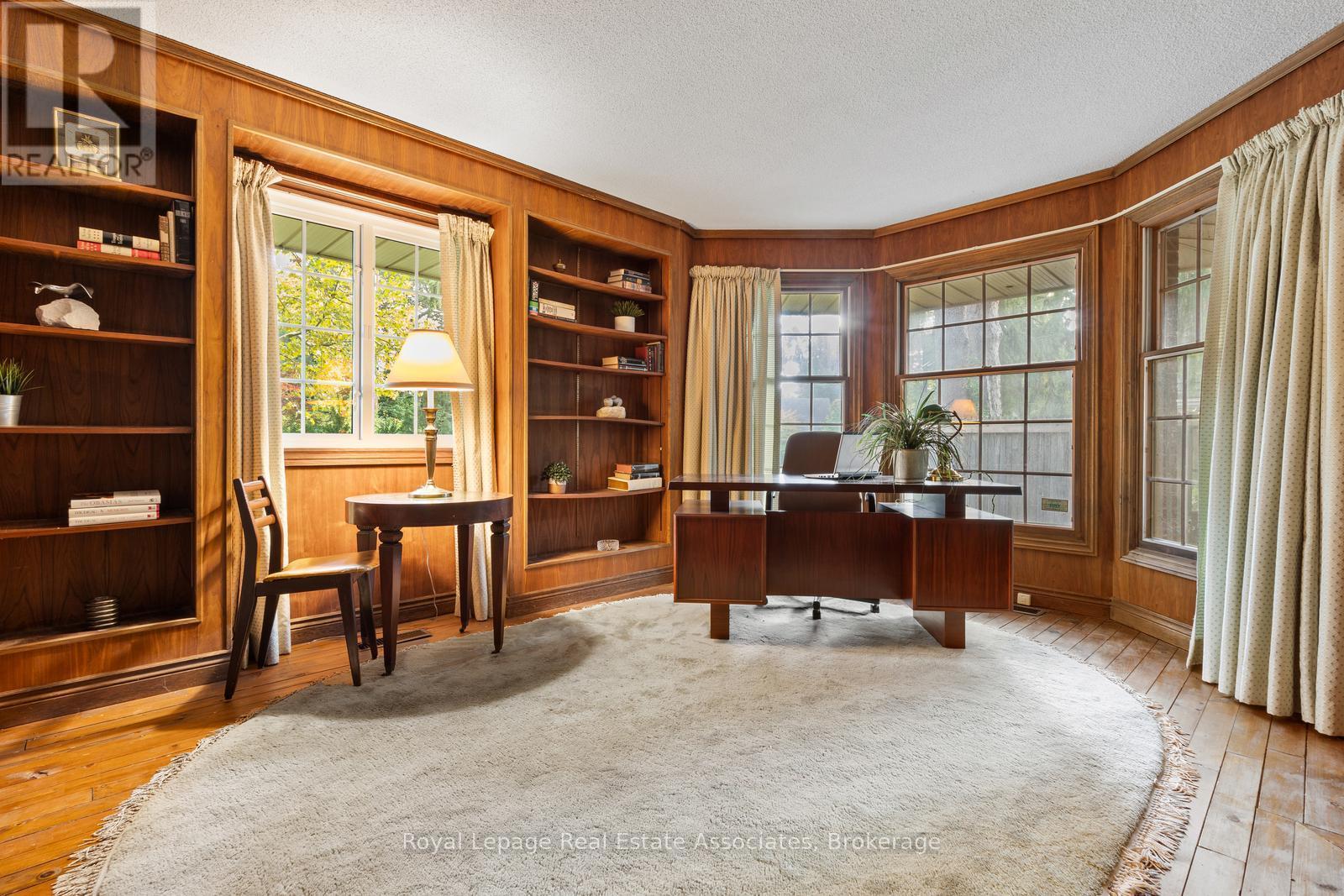 2235 Bennington Gate, Oakville, Ontario  L6J 5Z3 - Photo 4 - W12465379
