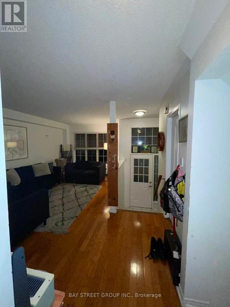 48 - 5530 Glen Erin Drive, Mississauga, Ontario  L5M 6E8 - Photo 2 - W12465412