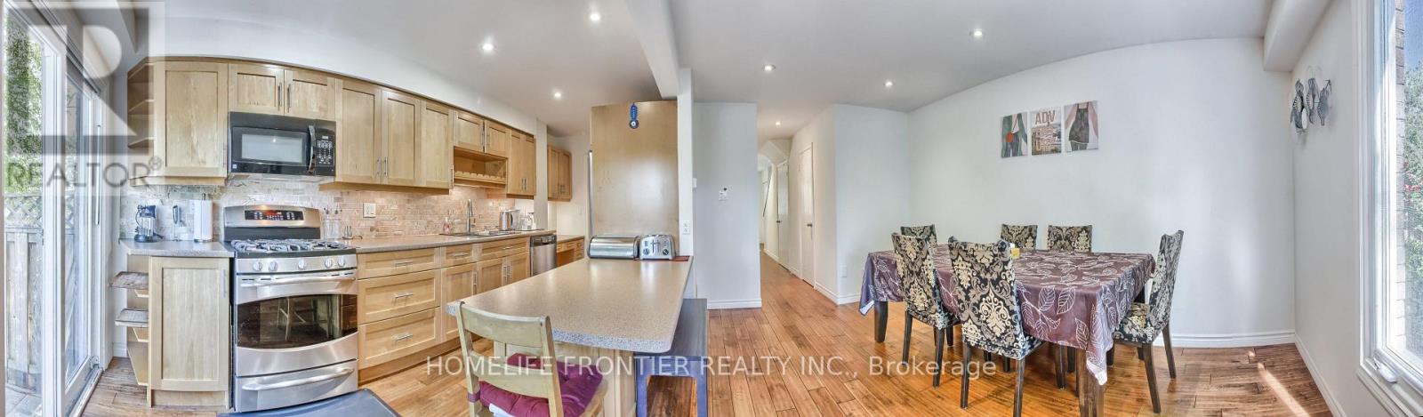 256 Ross Lane, Oakville, Ontario  L6H 5E5 - Photo 24 - W12465422