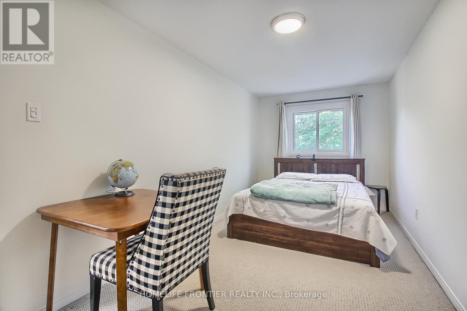 256 Ross Lane, Oakville, Ontario  L6H 5E5 - Photo 34 - W12465422