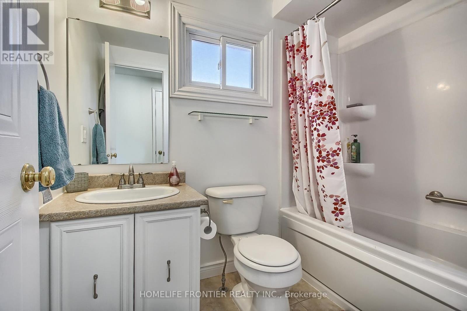 256 Ross Lane, Oakville, Ontario  L6H 5E5 - Photo 36 - W12465422