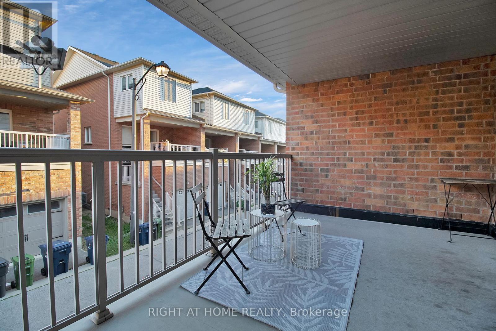 31 Judy Sgro Avenue, Toronto, Ontario  M3L 0A8 - Photo 13 - W12465457
