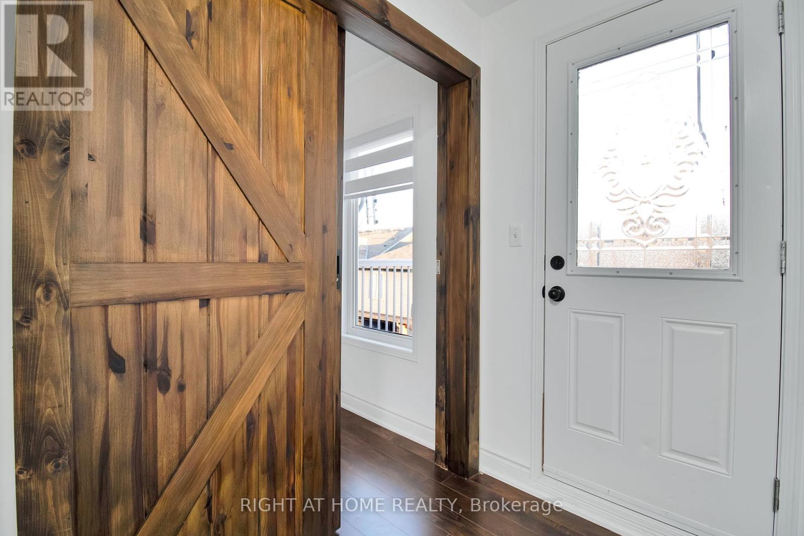 31 Judy Sgro Avenue, Toronto, Ontario  M3L 0A8 - Photo 24 - W12465457