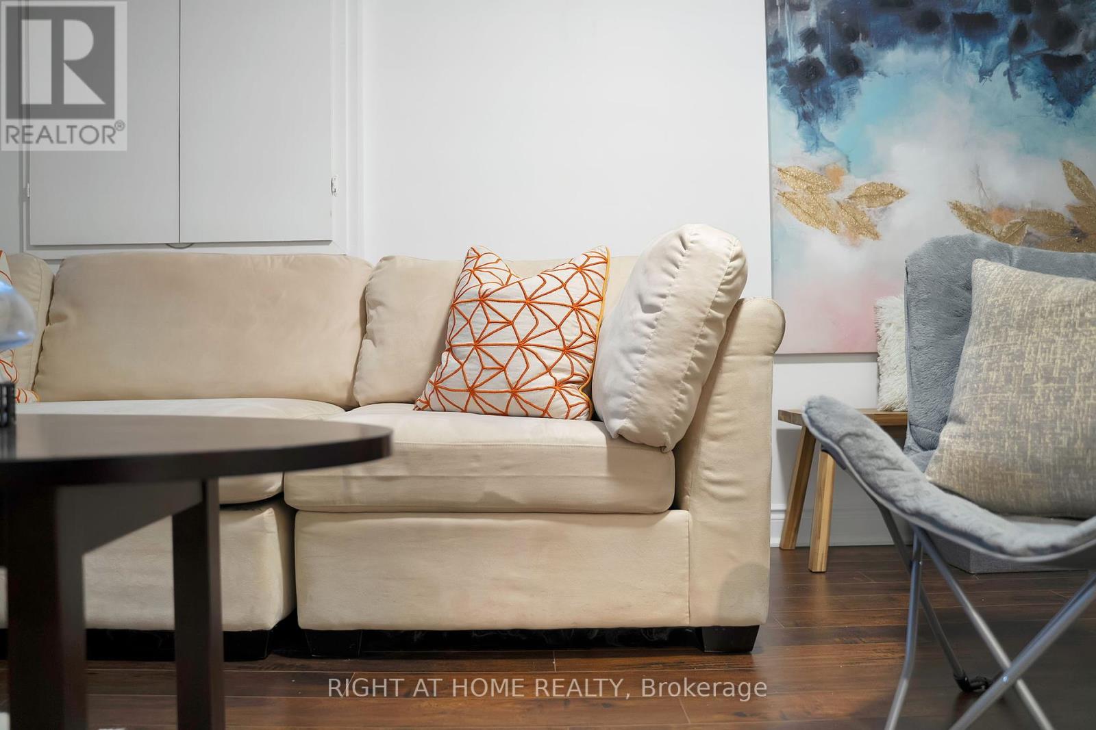 31 Judy Sgro Avenue, Toronto, Ontario  M3L 0A8 - Photo 34 - W12465457
