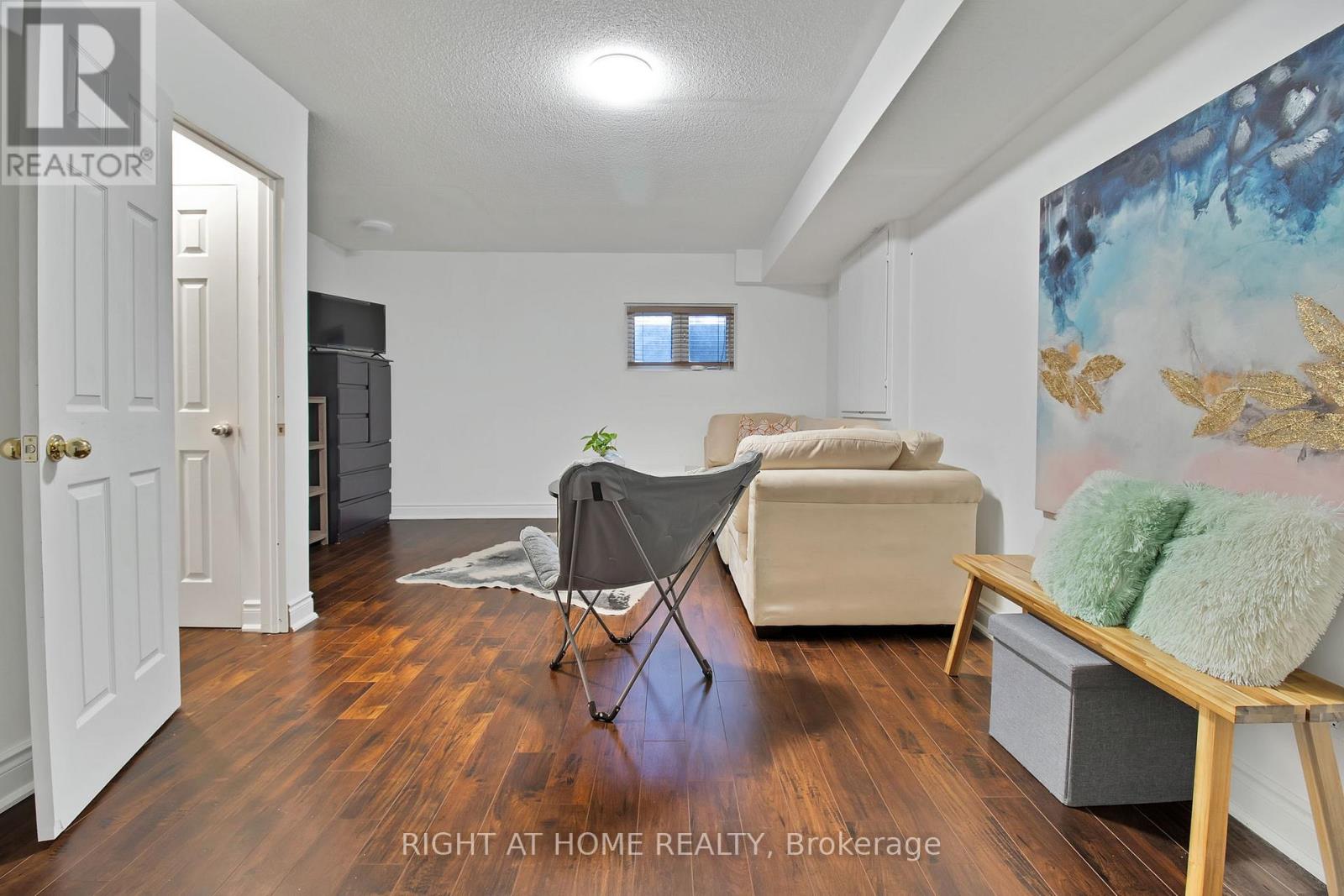 31 Judy Sgro Avenue, Toronto, Ontario  M3L 0A8 - Photo 36 - W12465457