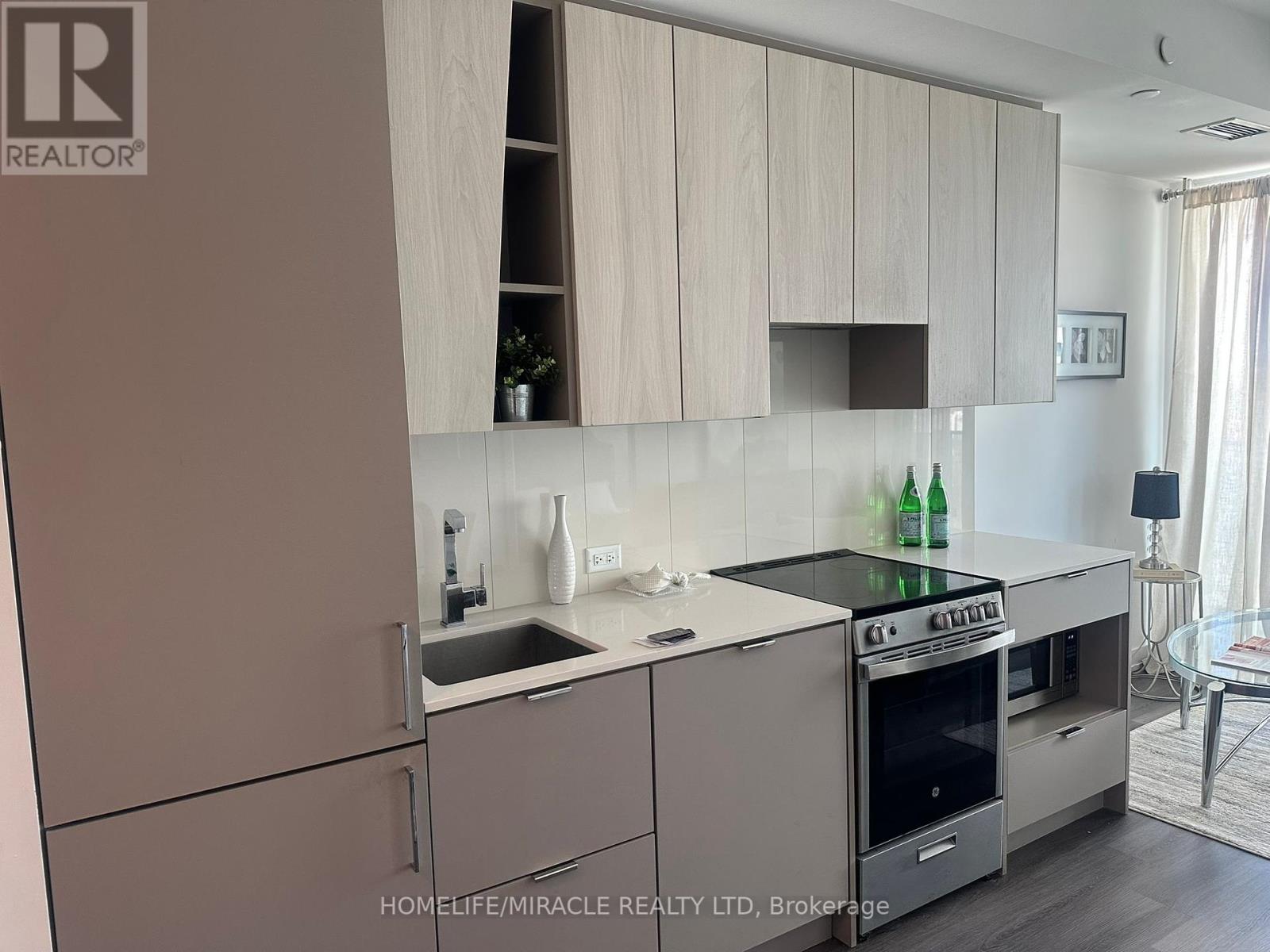 4010 - 3883 Quartz Road, Mississauga, Ontario  L5B 4M6 - Photo 8 - W12465471