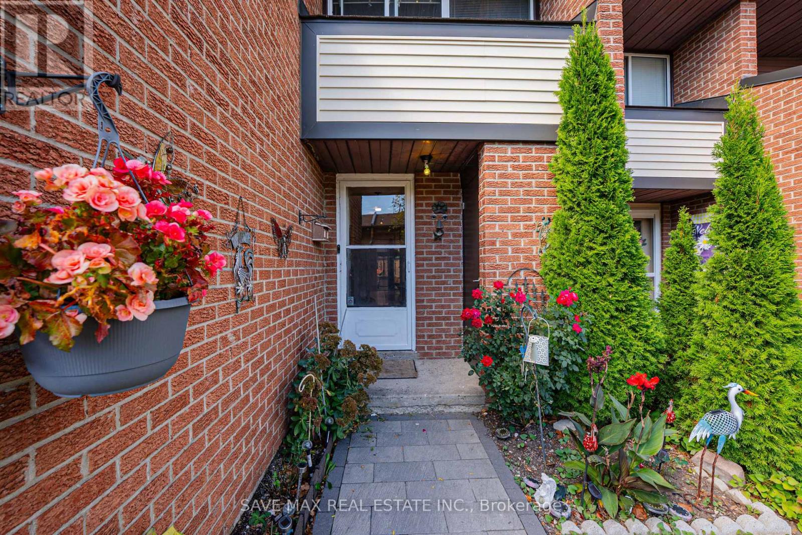 20 - 2301 Derry Road W, Mississauga (Meadowvale), Ontario  L5N 2R4 - Photo 4 - W12465480