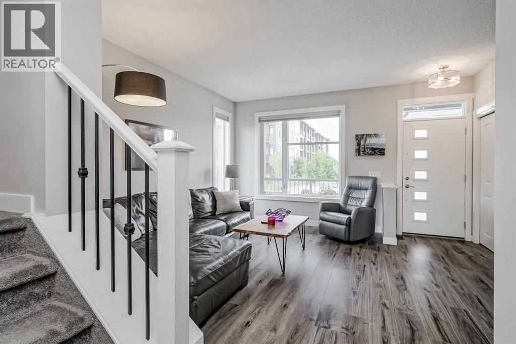 305 Seton Circle Se, Calgary, Alberta  T3M 2V8 - Photo 3 - A2256443