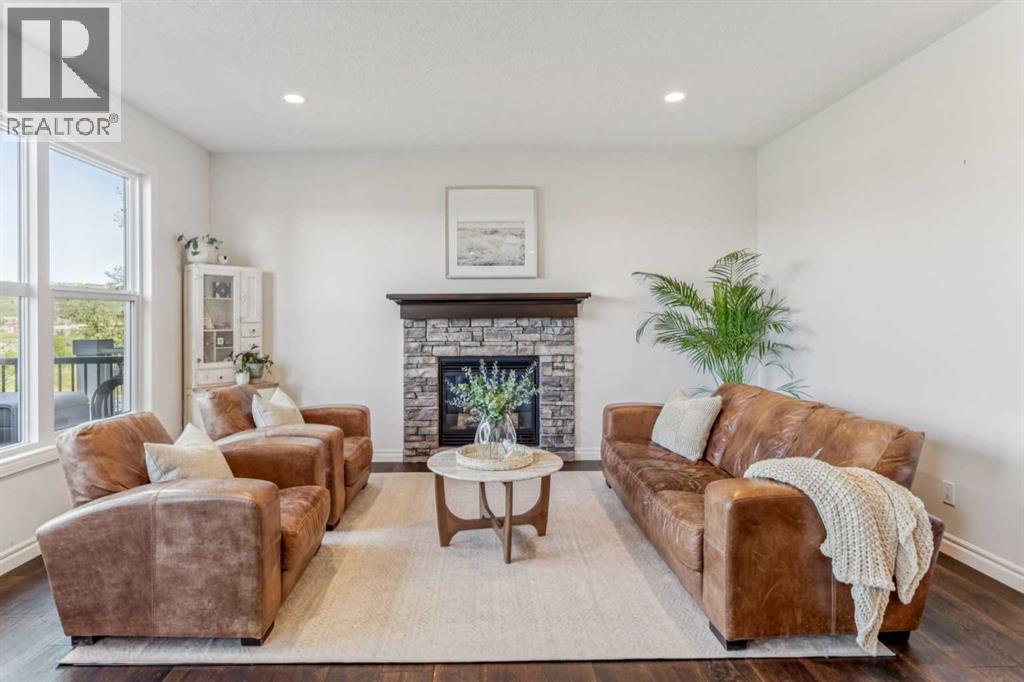 50 Riviera View, Cochrane, Alberta  T4C 0Y7 - Photo 6 - A2257769