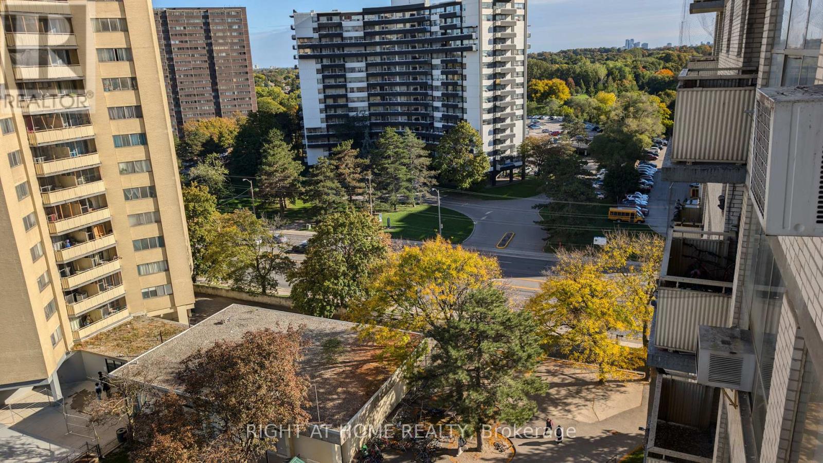 1115 - 340 Dixon Road N, Toronto, Ontario  M9R 1T1 - Photo 19 - W12463017