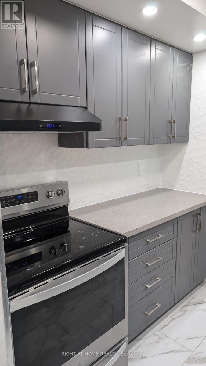 1115 - 340 Dixon Road N, Toronto, Ontario  M9R 1T1 - Photo 21 - W12463017