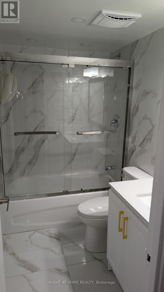 1115 - 340 Dixon Road N, Toronto, Ontario  M9R 1T1 - Photo 9 - W12463017