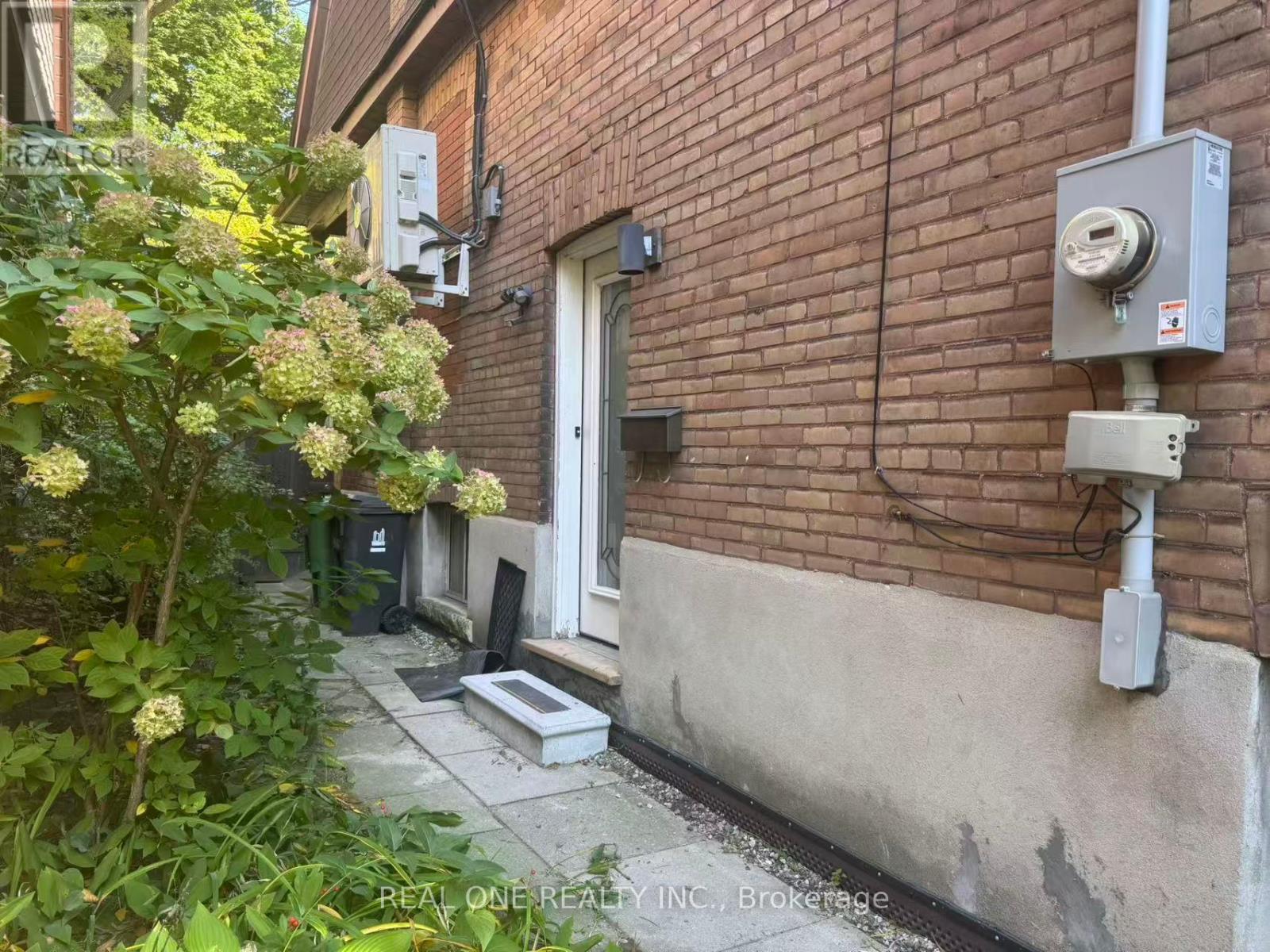 Basement - 391 Parkside Drive, Toronto, Ontario  M6R 2Z7 - Photo 2 - W12437641