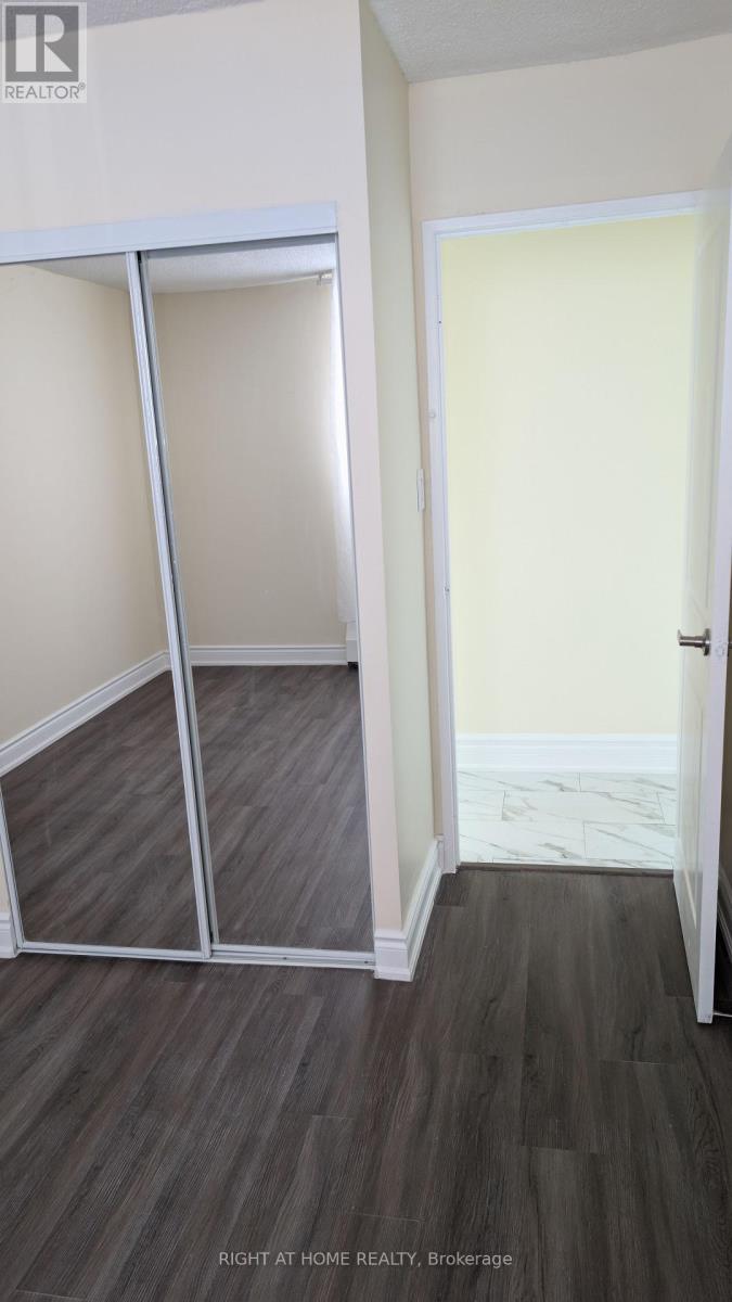 1115 - 340 Dixon Road N, Toronto, Ontario  M9R 1T1 - Photo 14 - W12463017