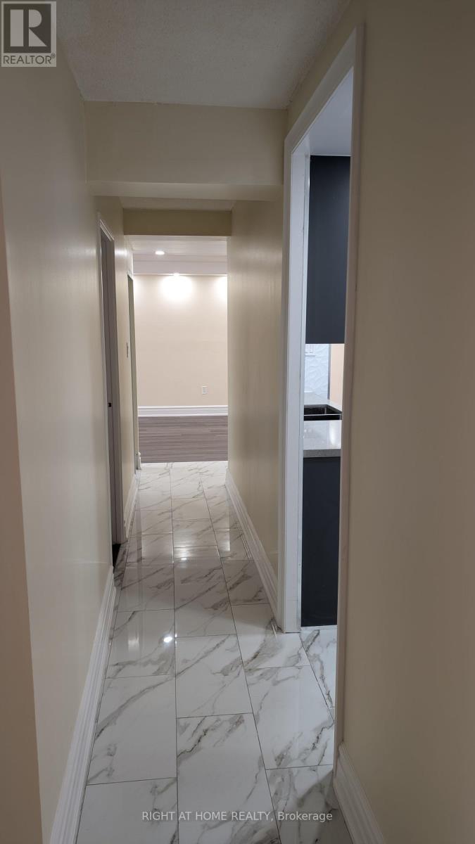 1115 - 340 Dixon Road N, Toronto, Ontario  M9R 1T1 - Photo 10 - W12463017