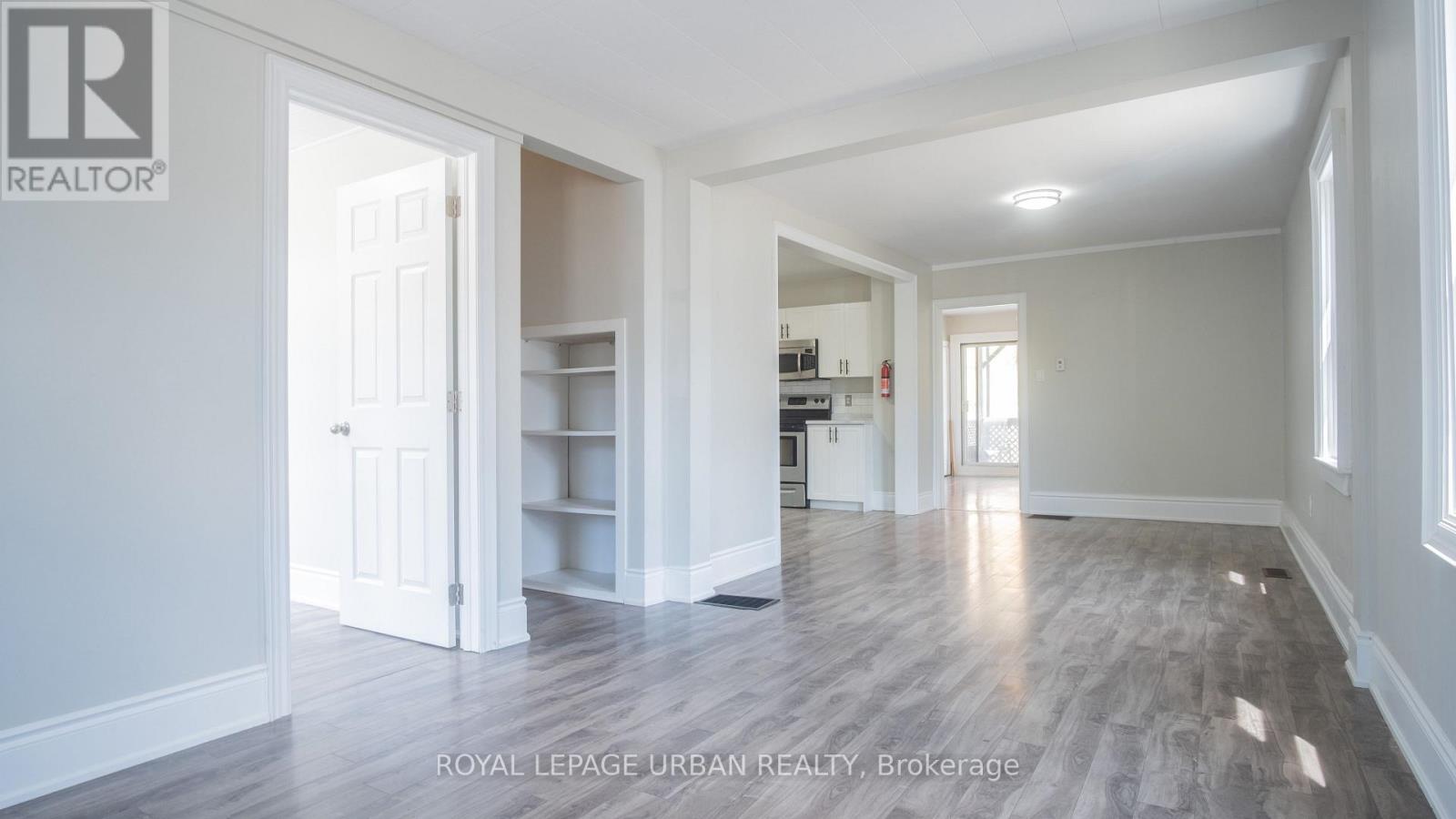 36 Welland Street, Welland, Ontario  L3B 4E4 - Photo 5 - X12465322