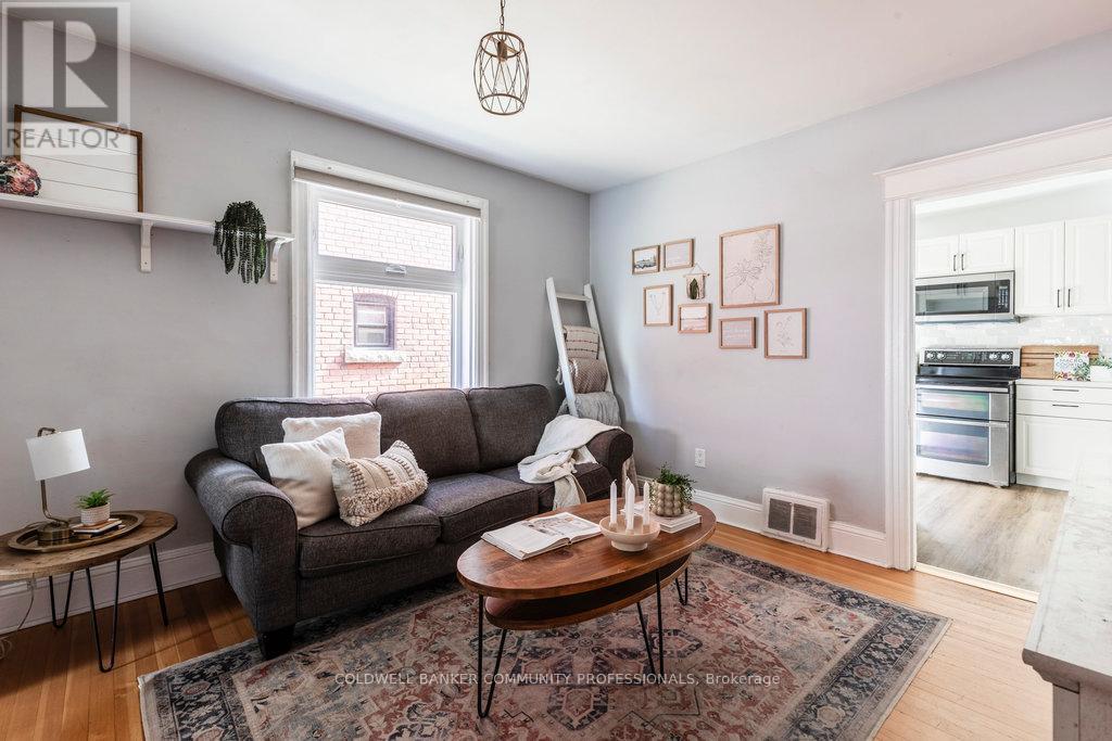 380 Beach Road, Hamilton, Ontario  L8H 3K5 - Photo 15 - X12465358