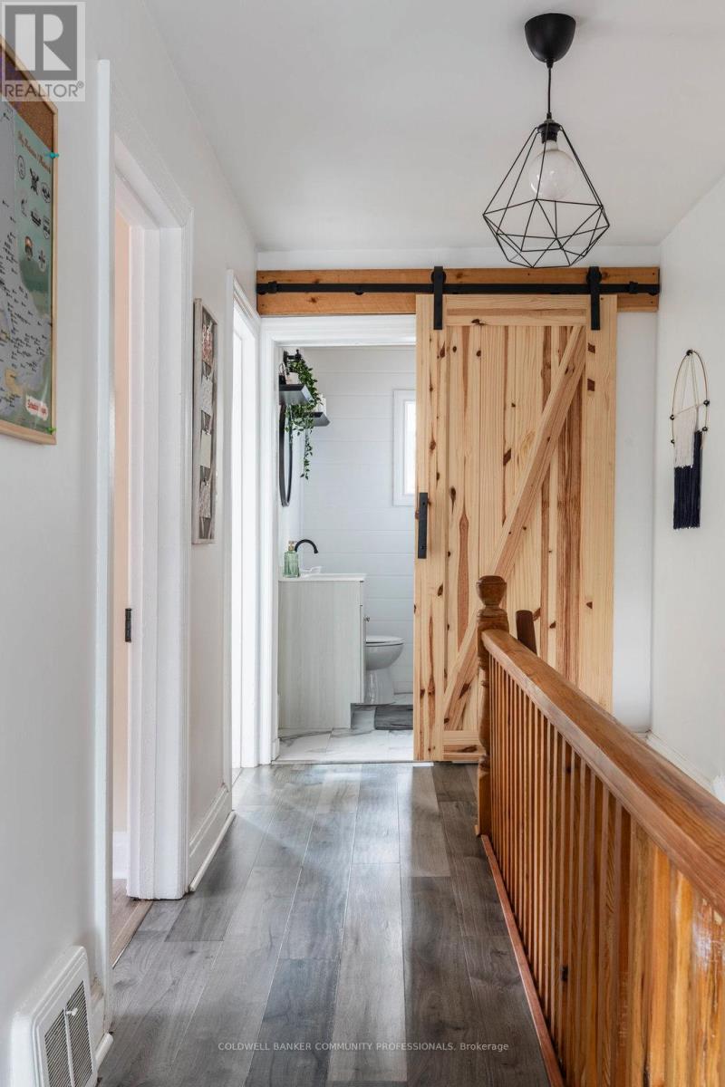 380 Beach Road, Hamilton, Ontario  L8H 3K5 - Photo 39 - X12465358