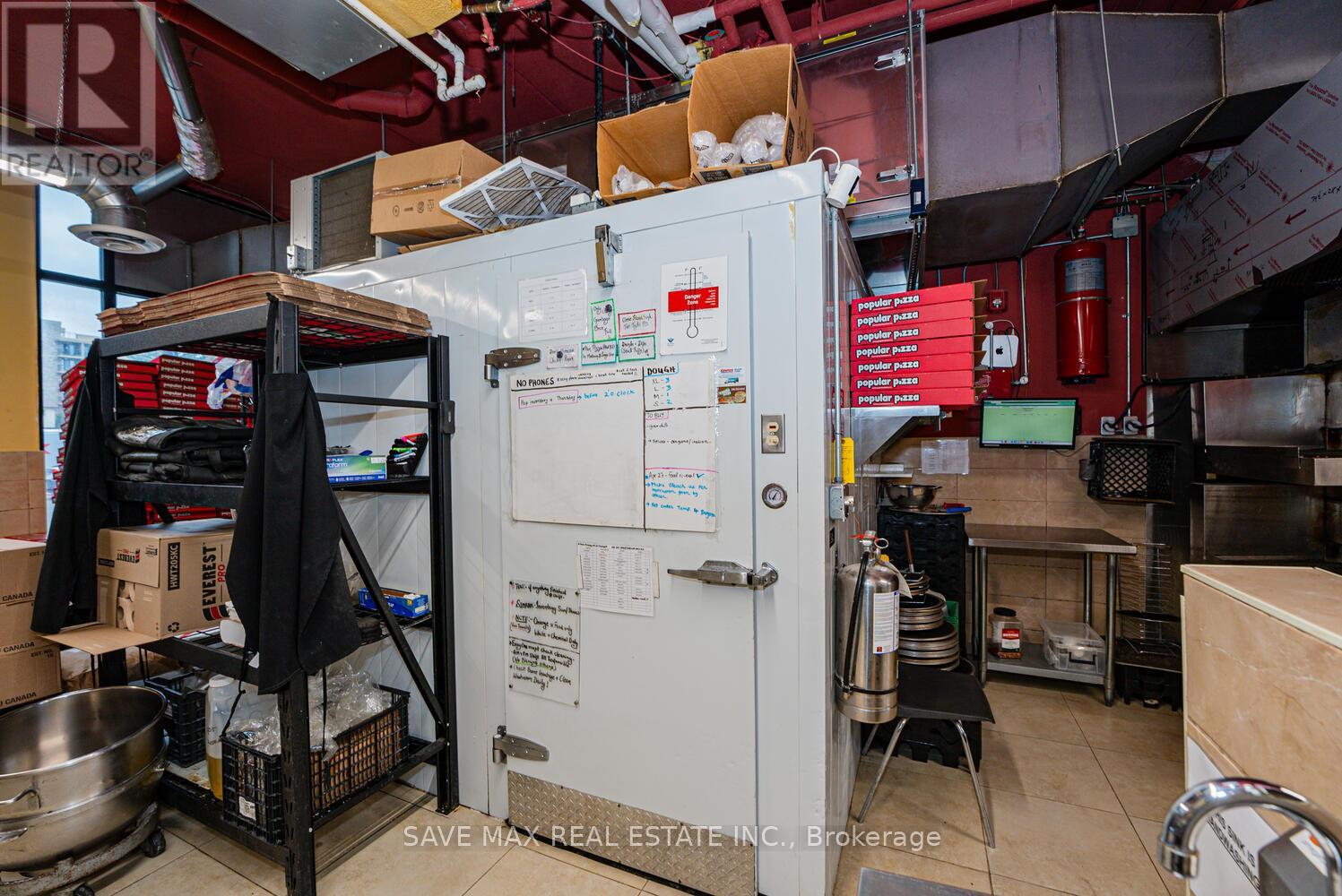 4 - 330 Philip Street W, Waterloo, Ontario  N2L 3W9 - Photo 26 - X12465374