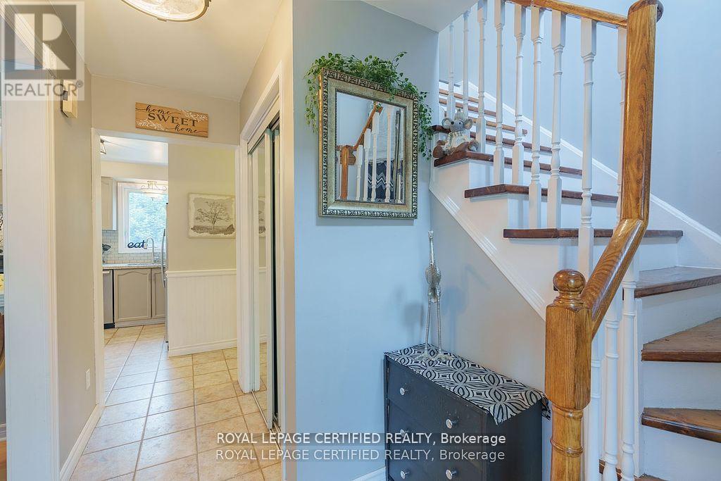 121 Leeson Street, East Luther Grand Valley, Ontario  L9W 5Y8 - Photo 4 - X12465388
