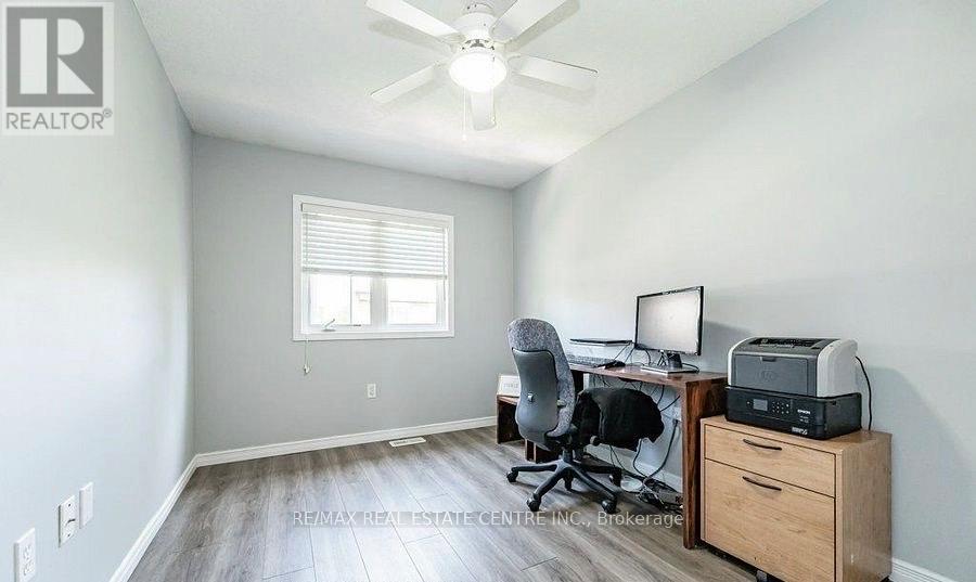 85 Bankside Drive, Kitchener, Ontario  N2N 3M4 - Photo 18 - X12465396