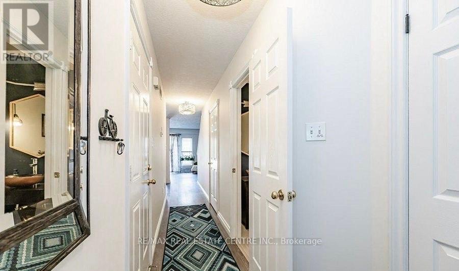 85 Bankside Drive, Kitchener, Ontario  N2N 3M4 - Photo 2 - X12465396