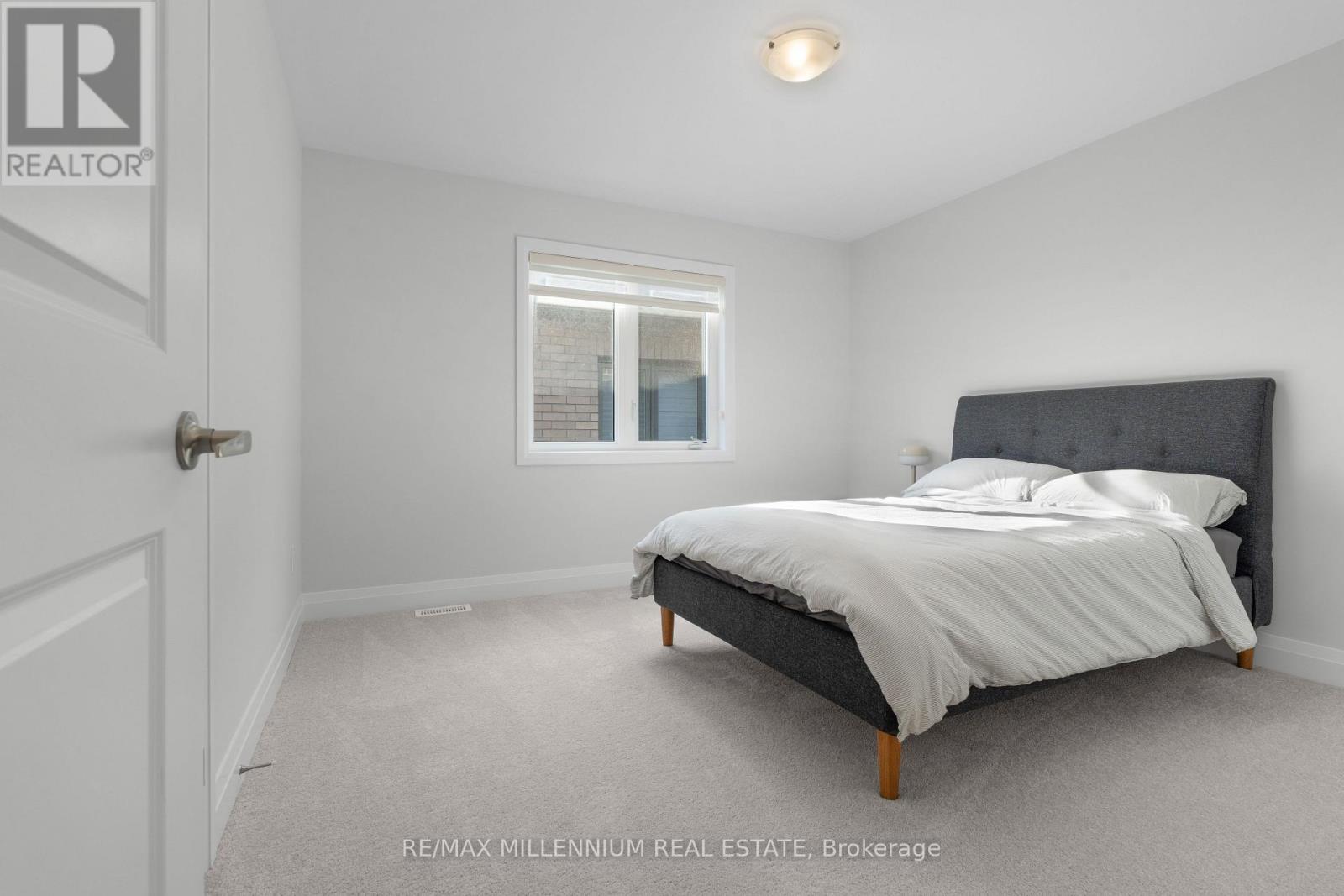 816 Knights Lane, Woodstock (Woodstock - North), Ontario  N4T 0P3 - Photo 29 - X12465435