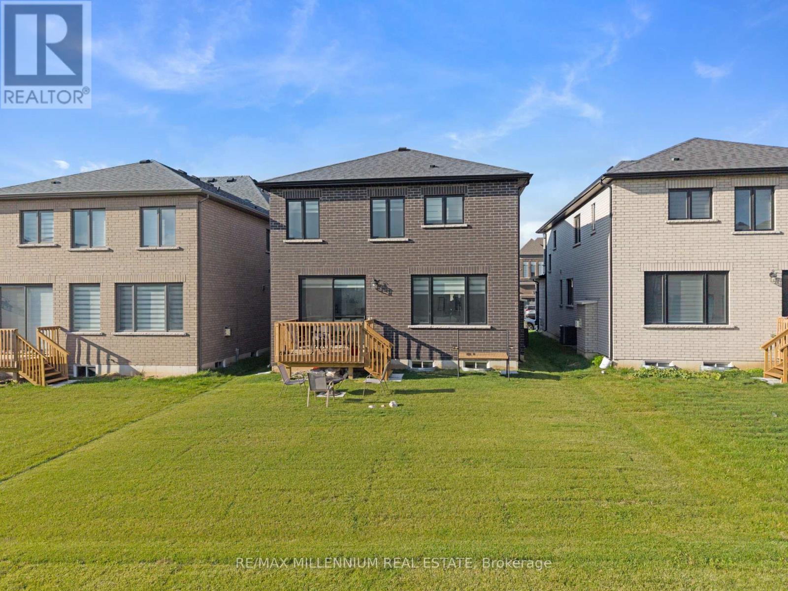 816 Knights Lane, Woodstock (Woodstock - North), Ontario  N4T 0P3 - Photo 37 - X12465435