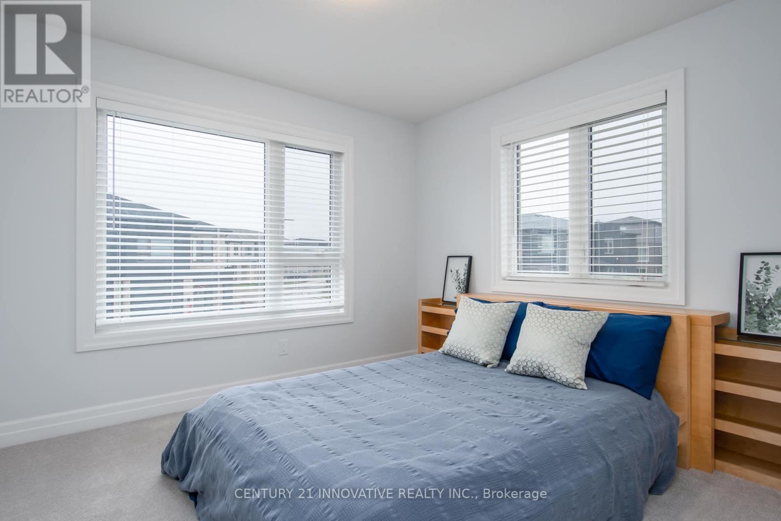 92 Pony Way, Kitchener, Ontario  N2R 0R8 - Photo 14 - X12465444