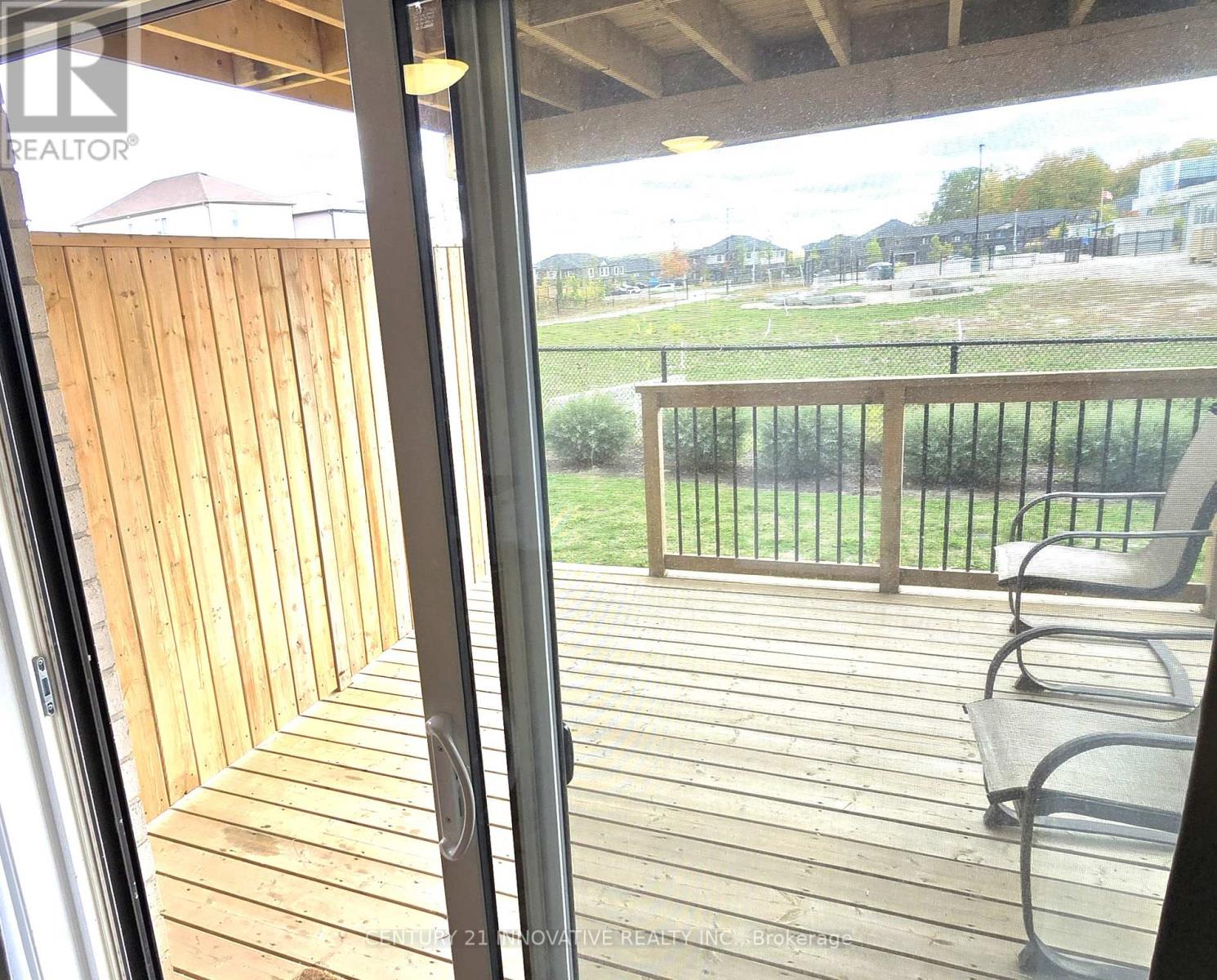 92 Pony Way, Kitchener, Ontario  N2R 0R8 - Photo 19 - X12465444