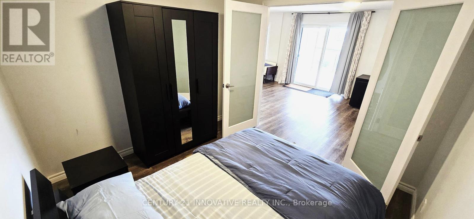 92 Pony Way, Kitchener, Ontario  N2R 0R8 - Photo 22 - X12465444