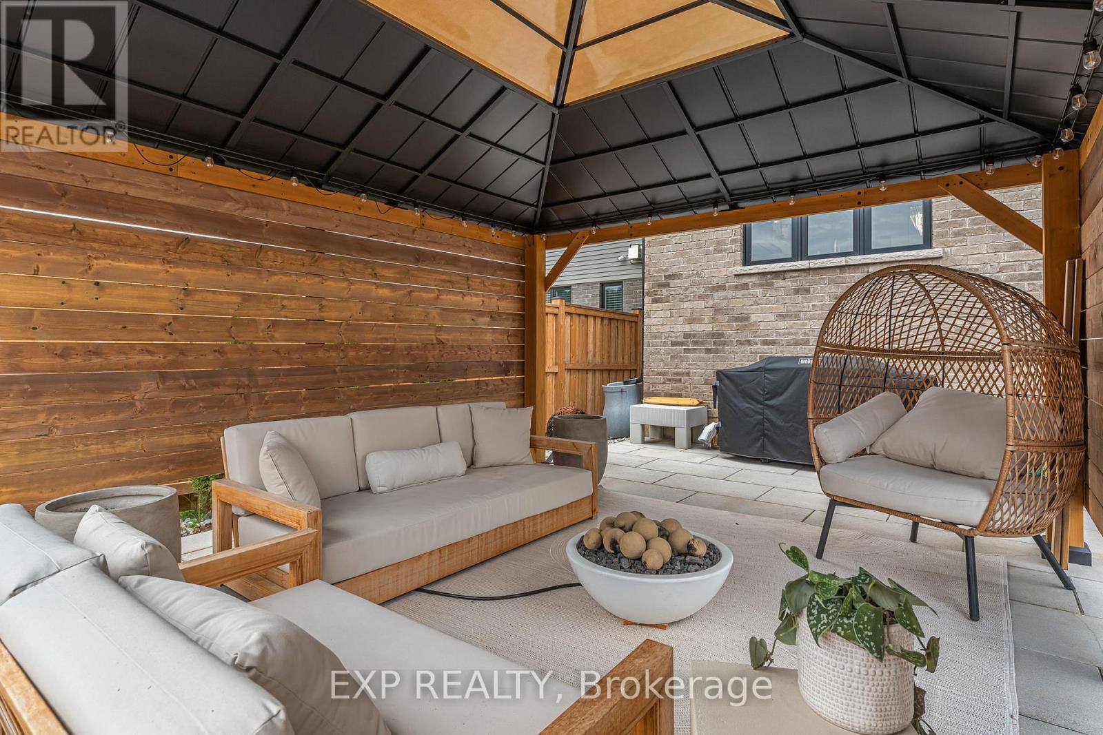 3978 Highland Park Drive, Lincoln, Ontario  L3J 0T1 - Photo 44 - X12465450